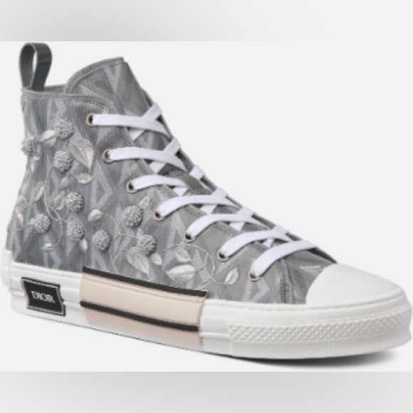 DIOR B23 HIGH-TOP
LILY OF THE VALLEY EMBROIDERY - Picture 9 of 13